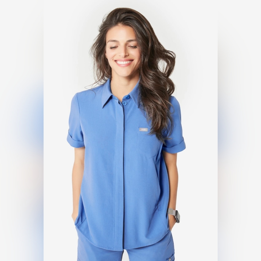 Figs Baby Blue Pilar ♡Discontinued♡ Button Down Short Sleeve Scrub Top Size‎ Med